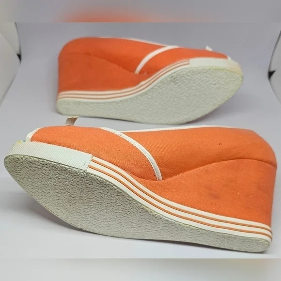 Joe Boxer Women's Orange Canvas Wedges Size 9 - Picture 11 of 11